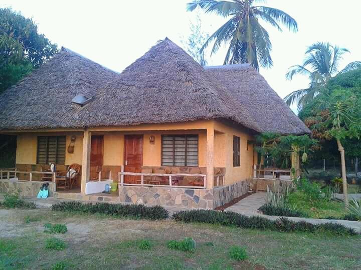 Mango Lodge Msambweni Kisimachande Ngoại thất bức ảnh